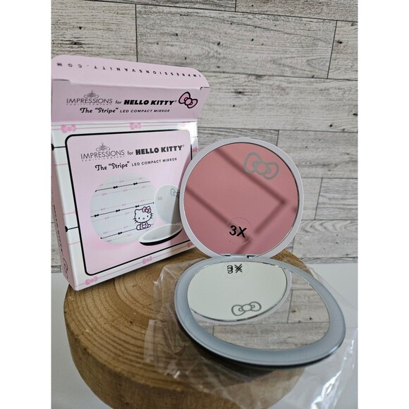 Impressions Hello Kitty Striped Compact Mirror New In The Box - Picture 4 of 4